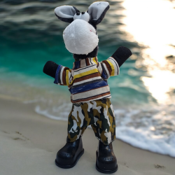 الحمار الراقص الموسيقي! ?