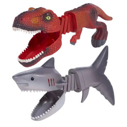 ديناصور وقرش عضّاض