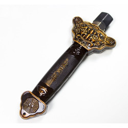 ? سيف حديد بتصميم صيني