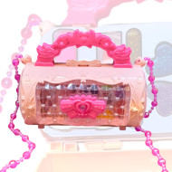حقيبة مكياج مع سلاسل ملونة